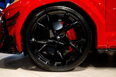 2023 Lamborghini Urus Performante