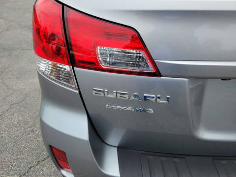 2011 Subaru Outback 2.5i Limited
