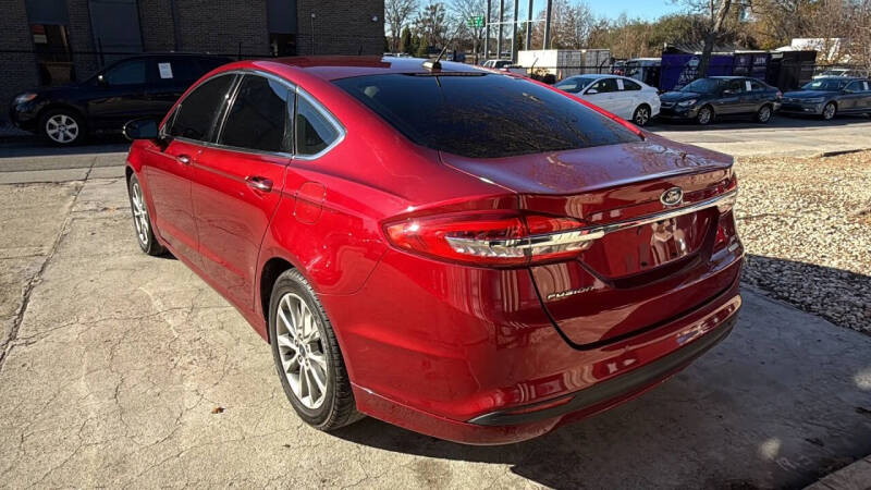 2017 Ford Fusion SE