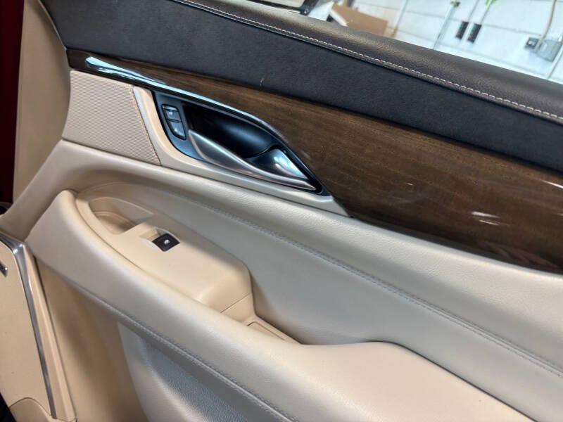 2020 Cadillac Escalade Premium Luxury