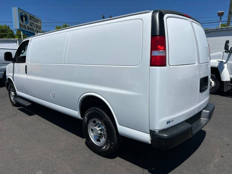 2021 Chevrolet Express 2500