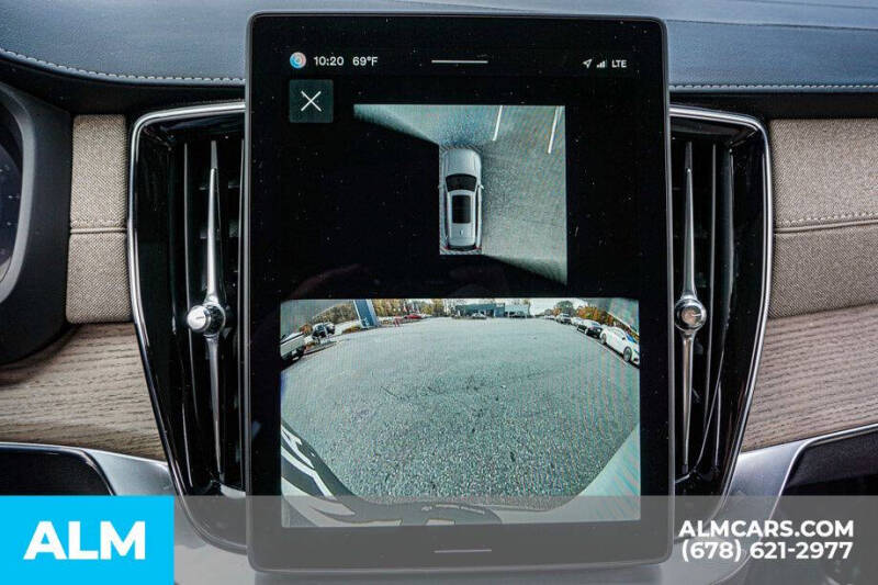 2025 Volvo XC90 B6 Plus Bright Theme 7P