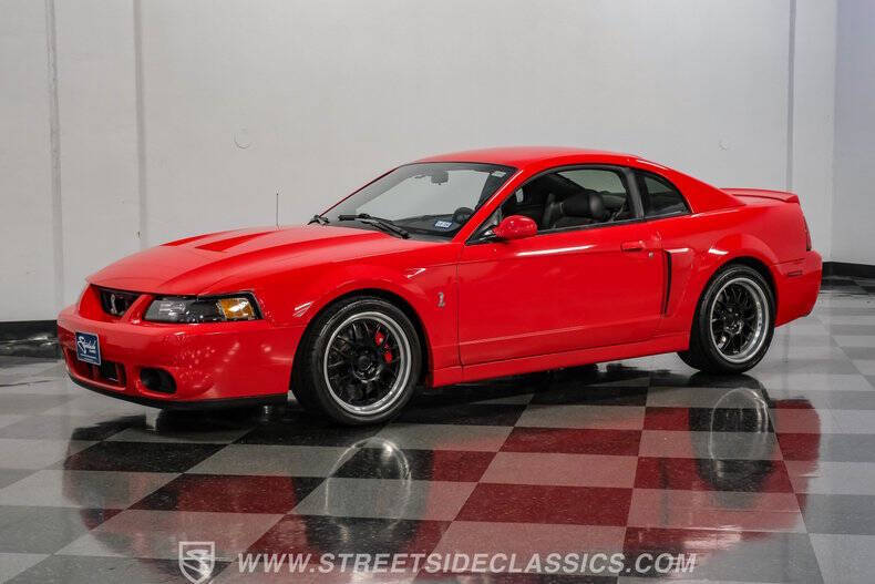 2004 Ford Mustang SVT Cobra