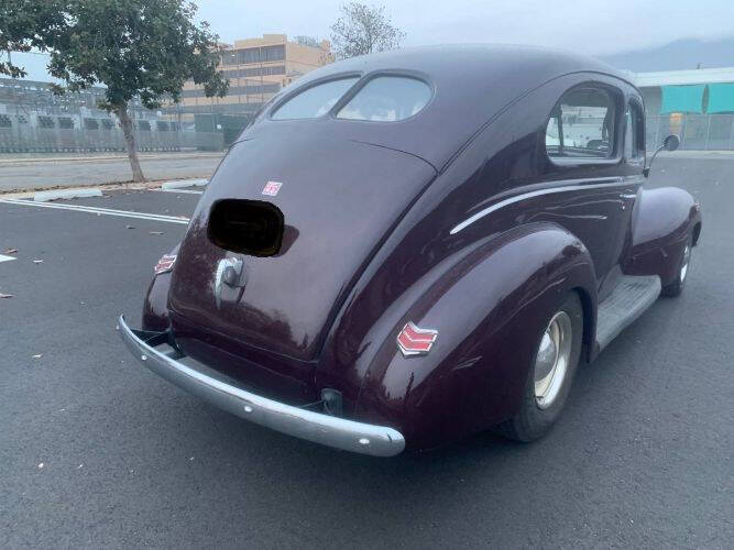 1940 Ford Deluxe