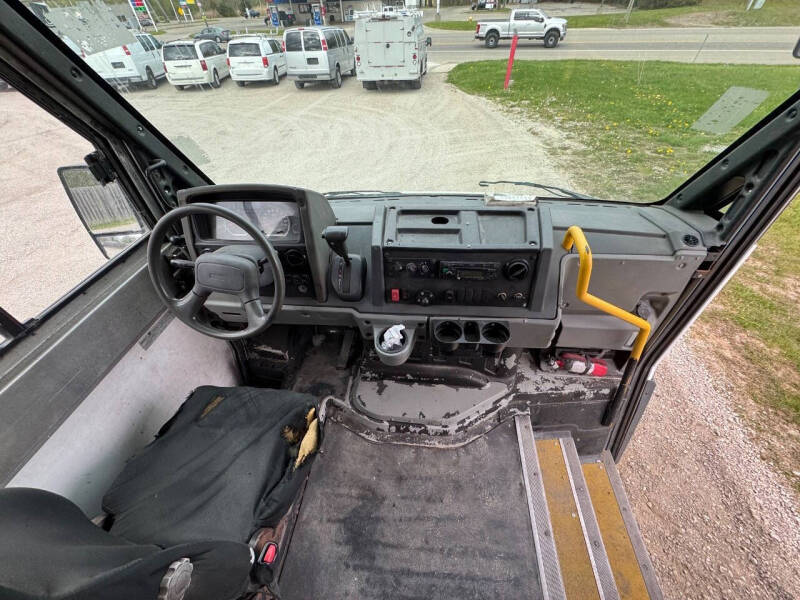 2013 Isuzu NPR