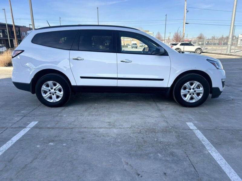 2016 Chevrolet Traverse LS