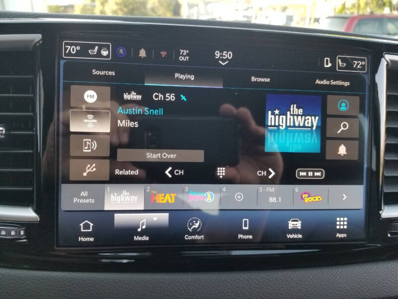 2026 Chrysler Voyager LX