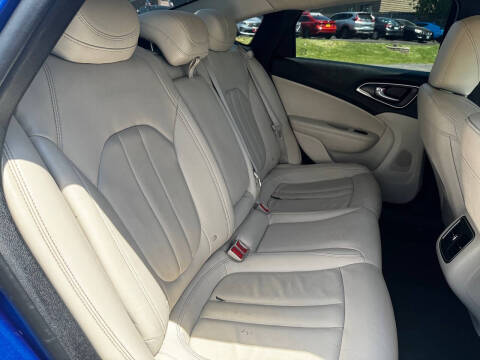 2015 Chrysler 200 C