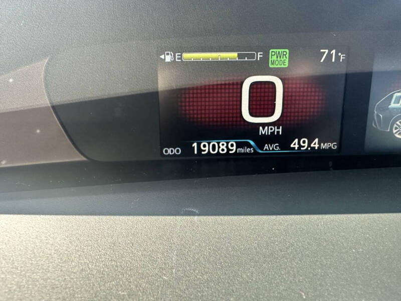 2022 Toyota Prius LE AWD-e