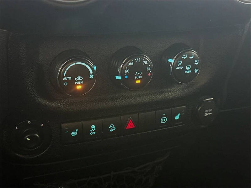 2011 Jeep Wrangler Unlimited Sahara