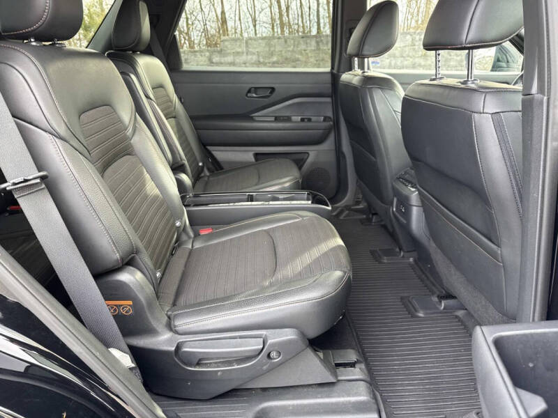 2023 Nissan Pathfinder Rock Creek