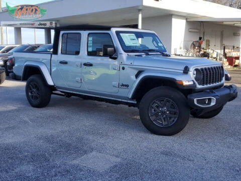 2024 Jeep Gladiator for sale at GATOR'S IMPORT SUPERSTORE in Melbourne FL