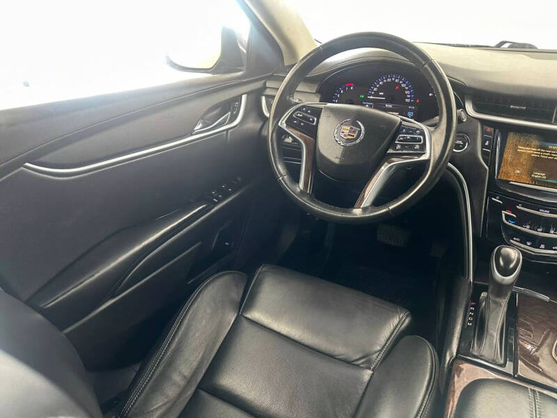 2015 Cadillac XTS Pro Coachbuilder-Limo