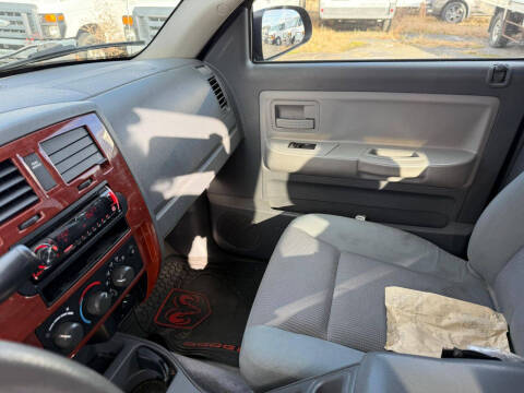 2005 Dodge Dakota SLT