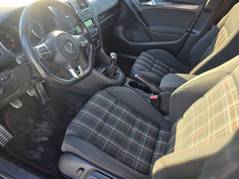 2014 Volkswagen GTI Wolfsburg Edition PZEV