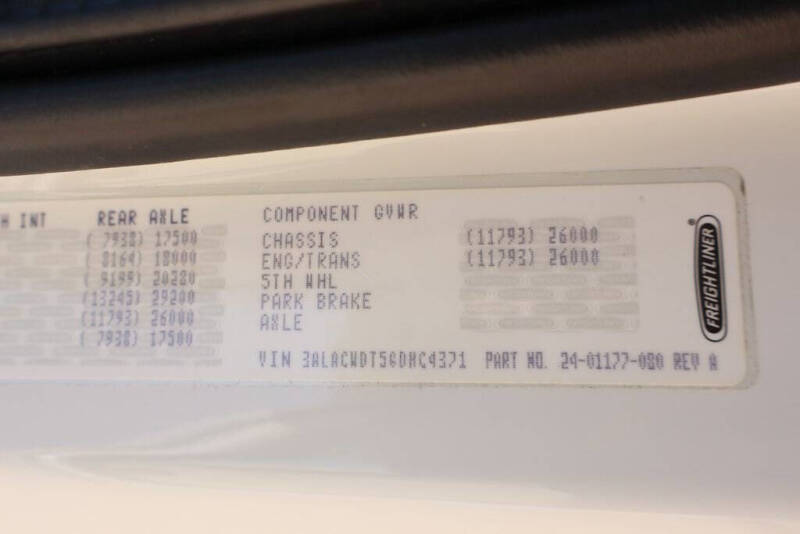 2016 Freightliner M2 106