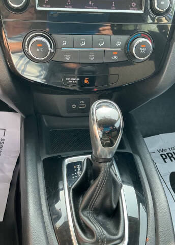 2018 Nissan Rogue S