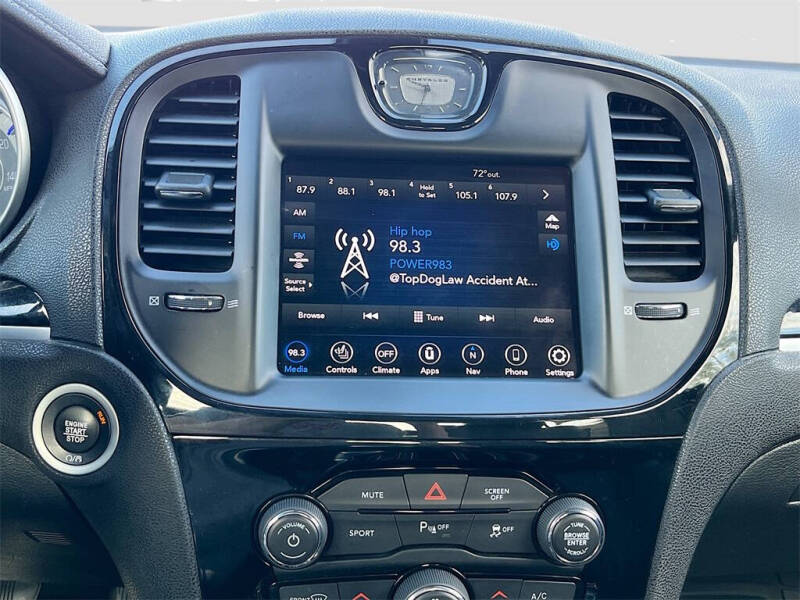 2021 Chrysler 300 S V6