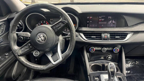 2021 Alfa Romeo Stelvio Sprint