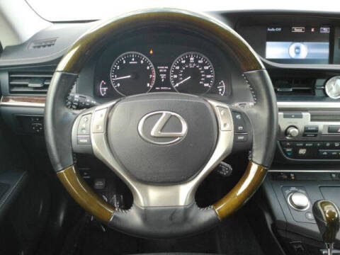 2015 Lexus ES 350 Crafted Line