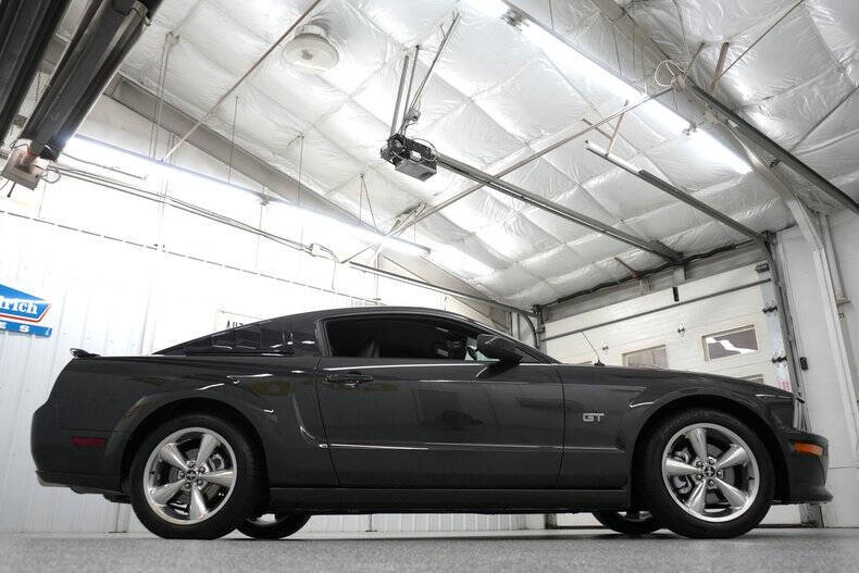 2008 Ford Mustang