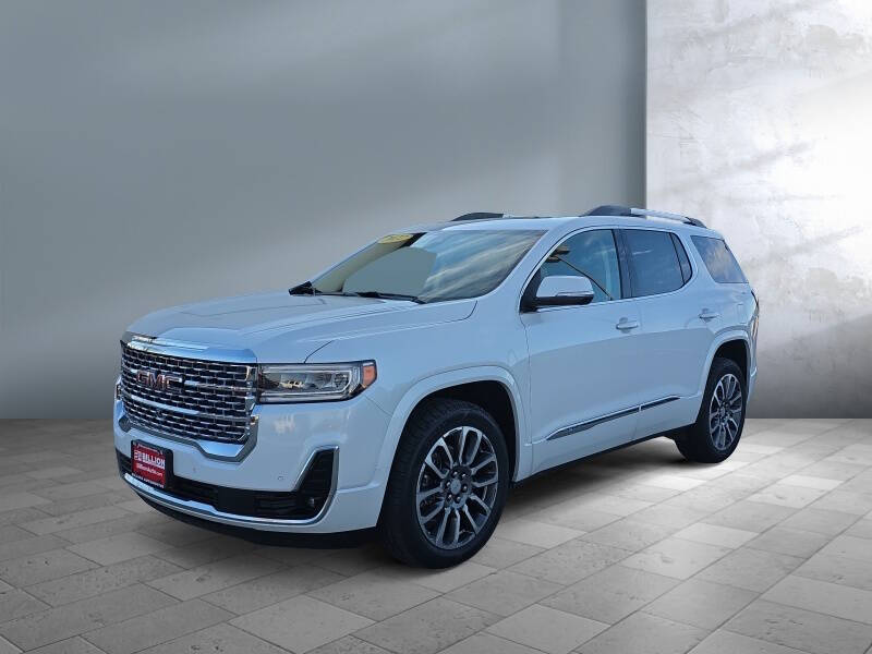 2022 GMC Acadia Denali