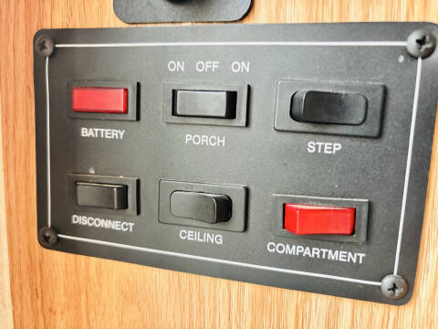 2004 National RV Sea Breeze