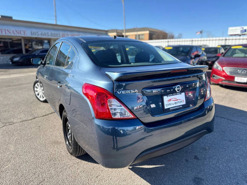 2017 Nissan Versa 1.6 S