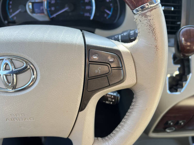 2011 Toyota Sienna XLE 7-Passenger