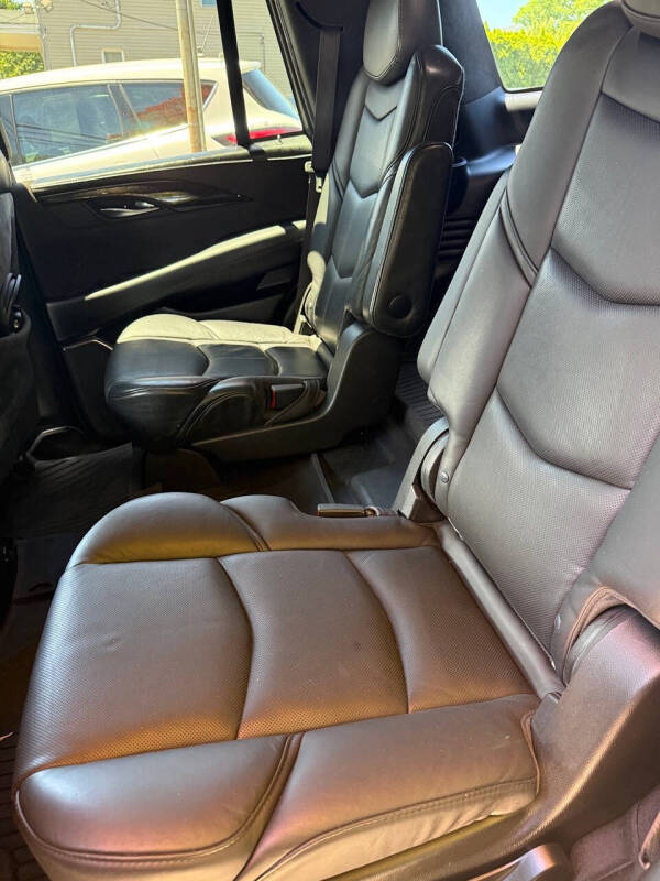 2016 Cadillac Escalade Platinum