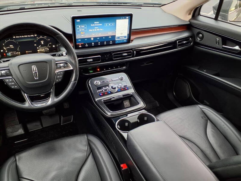 2022 Lincoln Nautilus Reserve