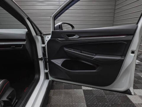 2024 Volkswagen Golf GTI SE