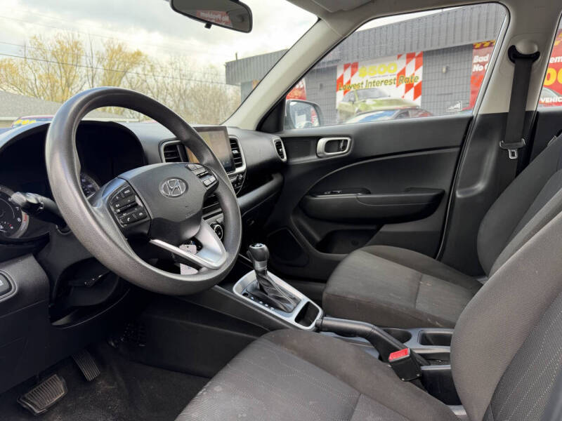 2021 Hyundai Venue SE