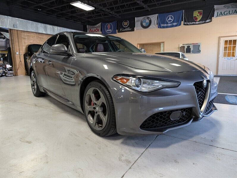 2017 Alfa Romeo Giulia Ti