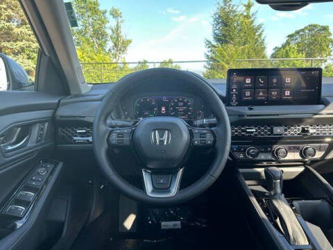 2025 Honda Accord Hybrid Touring