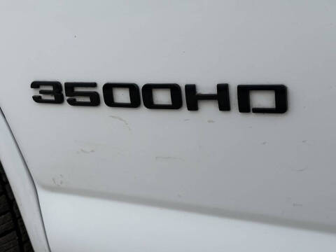2017 Chevrolet Express LT 3500