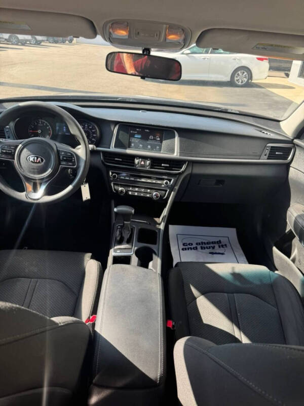 2018 Kia Optima LX