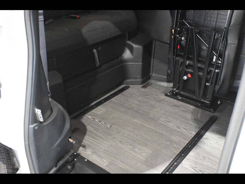 2024 Chrysler Pacifica Touring