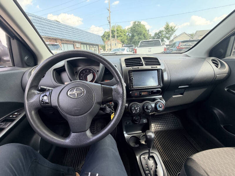 2009 Scion xD