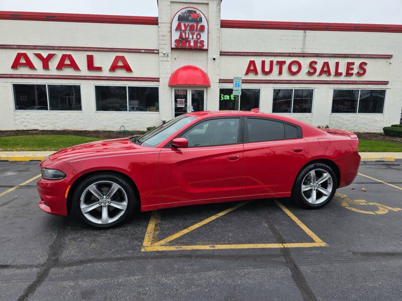 2015 Dodge Charger SXT photo 2