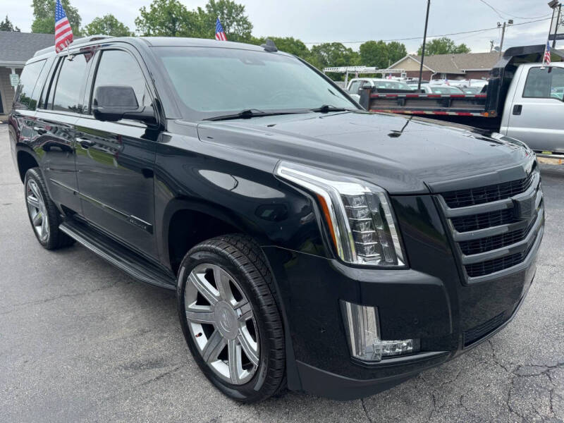 2017 Cadillac Escalade Luxury