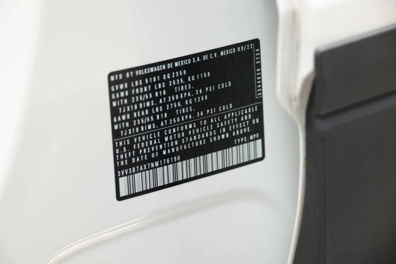 2022 Volkswagen Tiguan SE