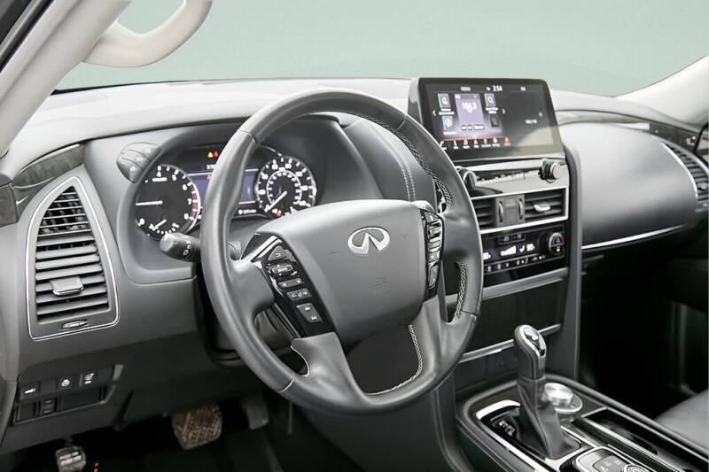 2024 Infiniti QX80 Luxe