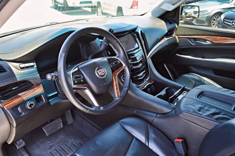 2015 Cadillac Escalade Luxury