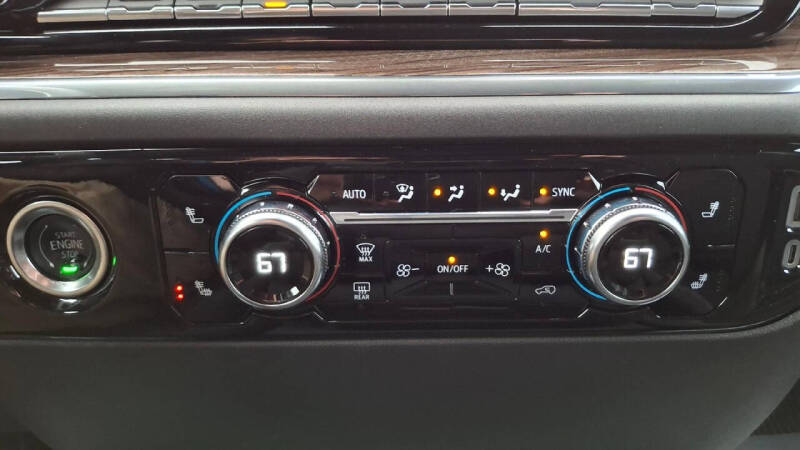 2024 GMC Sierra 1500 Elevation Standard