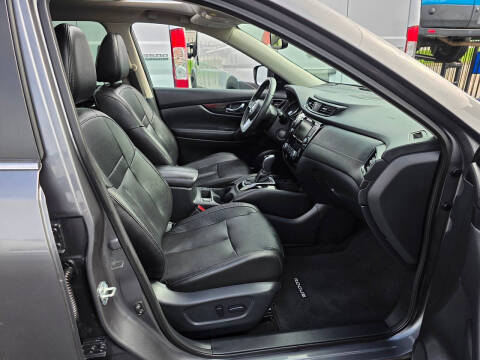 2020 Nissan Rogue SL