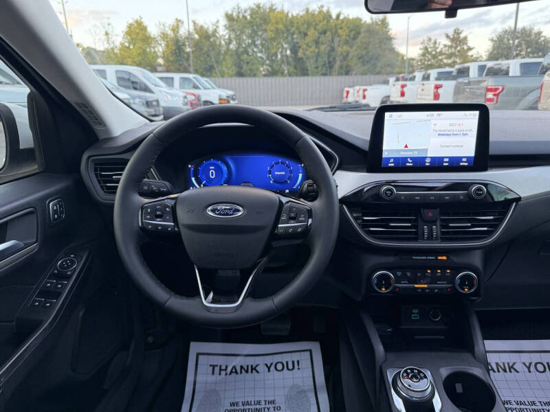 2022 Ford Escape SEL