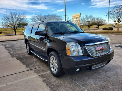 2012 GMC Yukon XL for sale at West Oak L&M in Houston TX