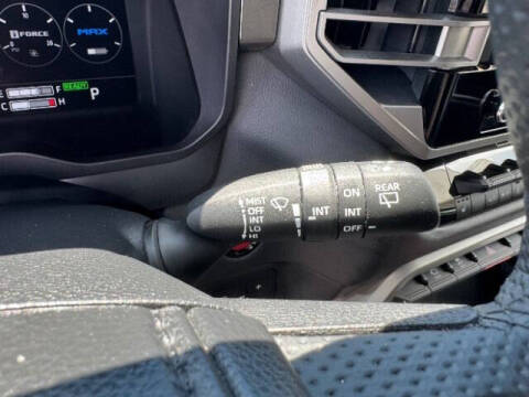 2025 Toyota Sequoia SR5