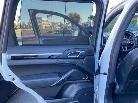 2016 Porsche Cayenne